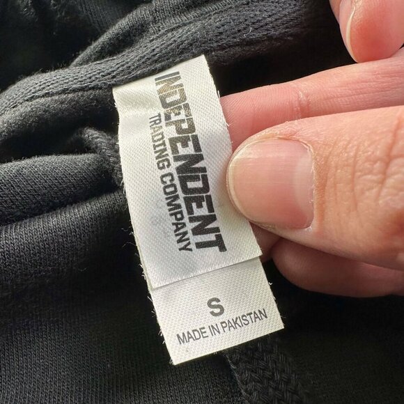 Harry Styles "Treat People With Kindness" Pop Up Shop Black Pullover Hoodie - Picture 3 of 3